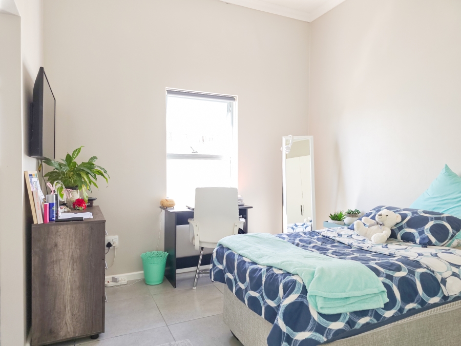 3 Bedroom Property for Sale in Blue Lagoon Western Cape